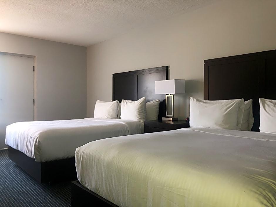 Days Inn By Wyndham Sarnia Harbourfront Bagian luar foto